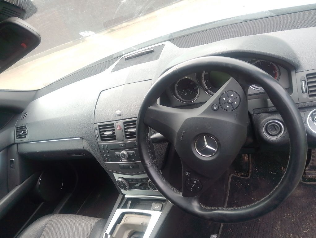 Faruri, capota, portiere, interior Mercedes C 22 w 204 an 2011