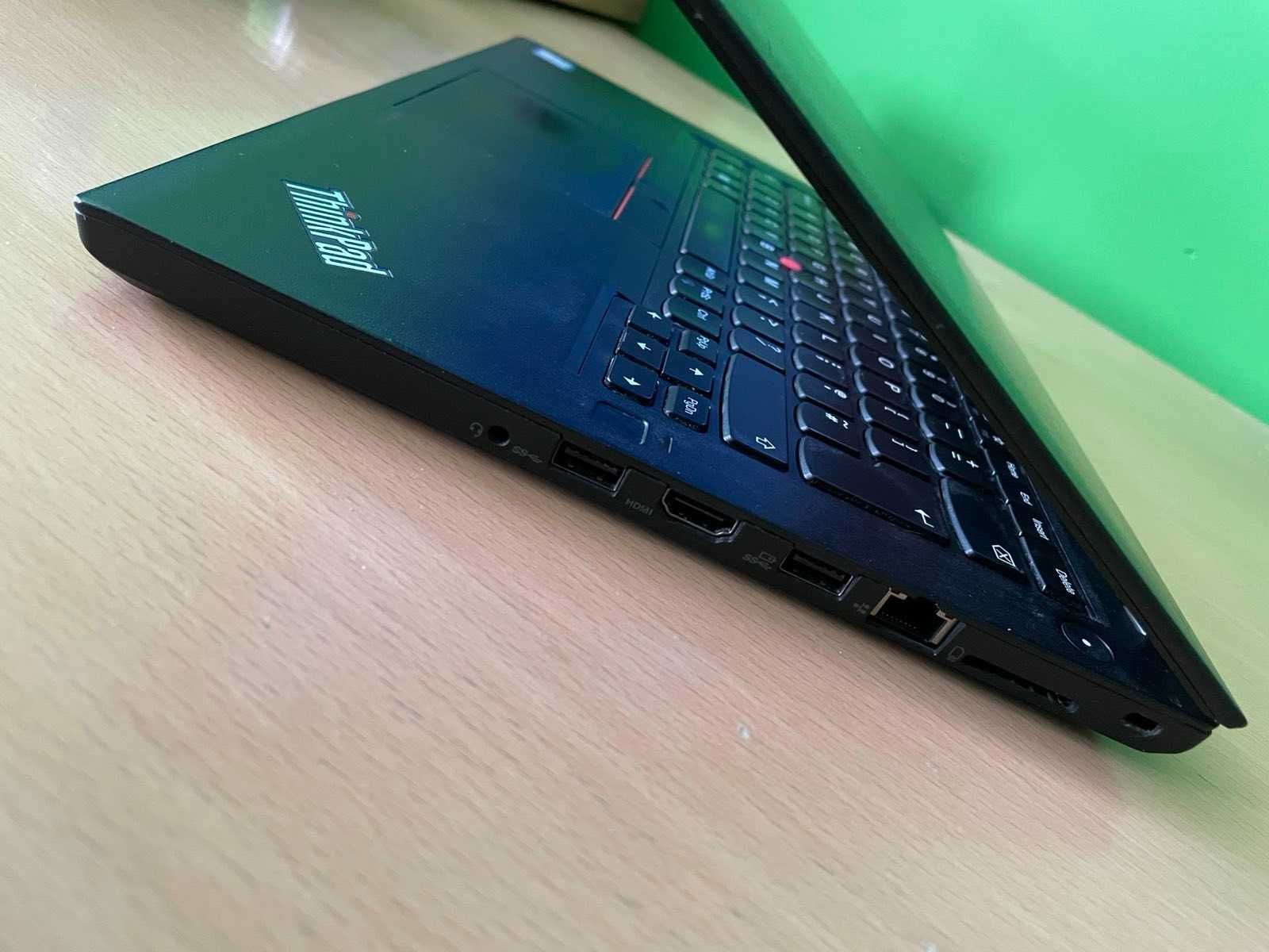 Lenovo ThinkPad T480 - 14'' Touchscreen FHD, i5 - 8350u, 8RAM, 256 SSD