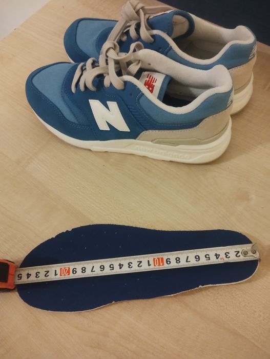 Дамски маратонки New Balance. 39 номер