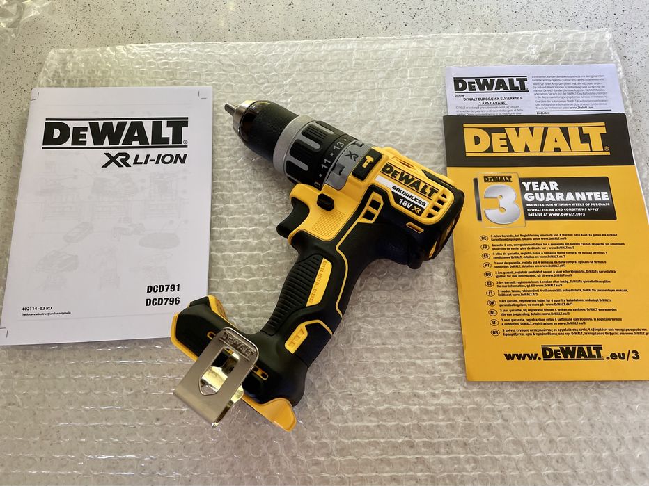 DeWALT Filetanta DCD 796 XR. / Model CEHIA,  Original Nou !
