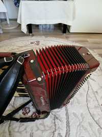 Acordeon Hohner Verdi ll impecabil!