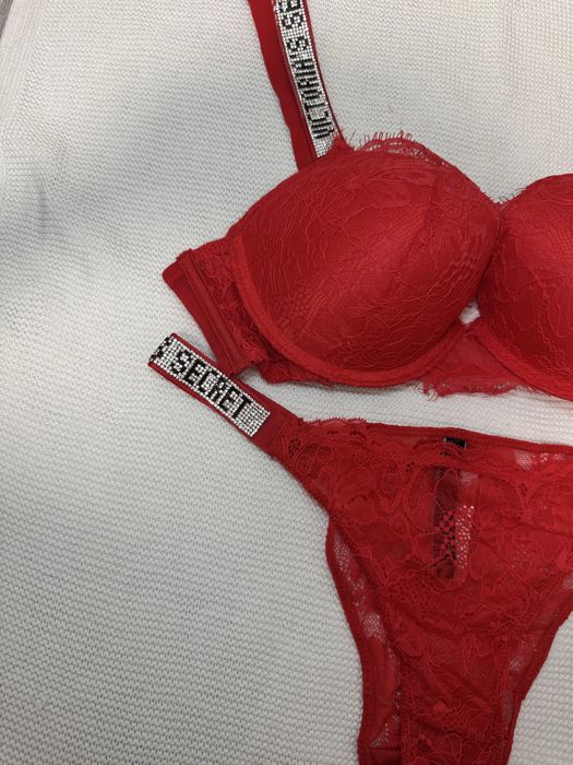Set lenjerie Victoria Secret’s