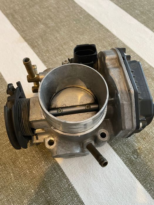 Дроселова клапа за ауди