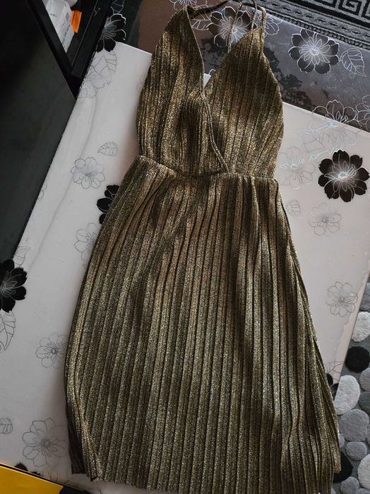 Продамам  дамски рокли