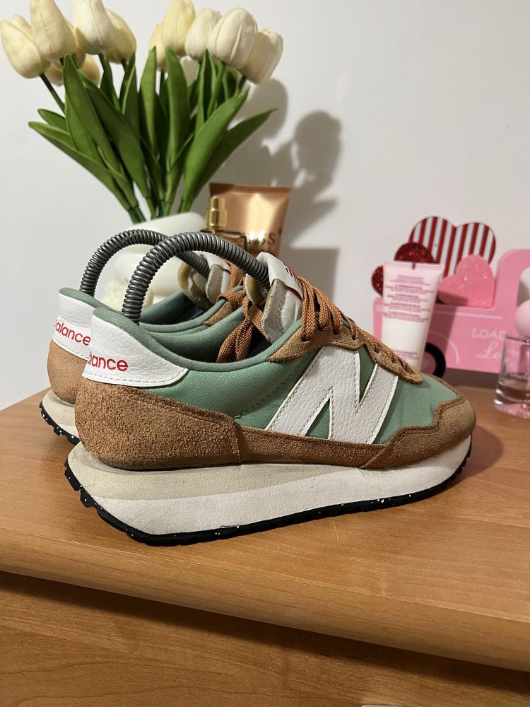 Оригинални миратонки New Balance 37 номер