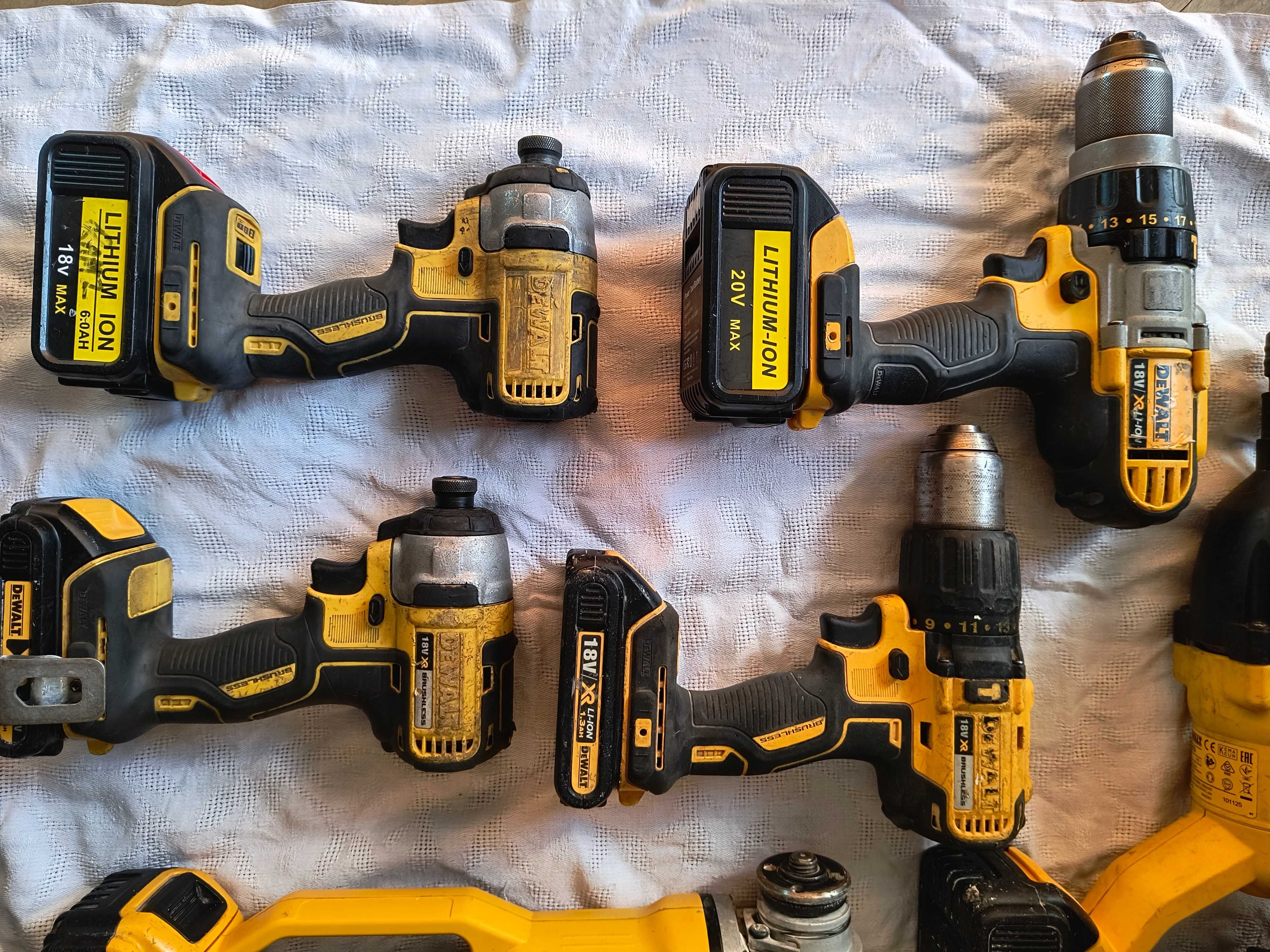 Продавам комплекти Makita/DeWalt