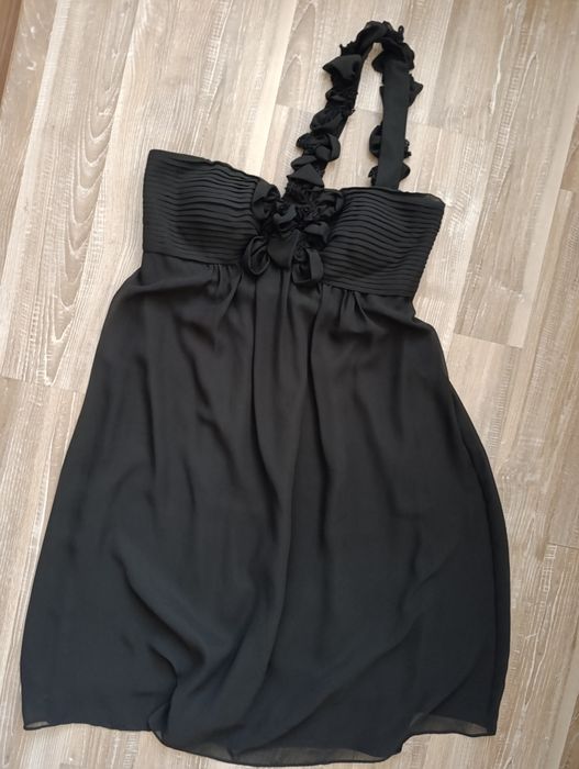 Официална черна рокля