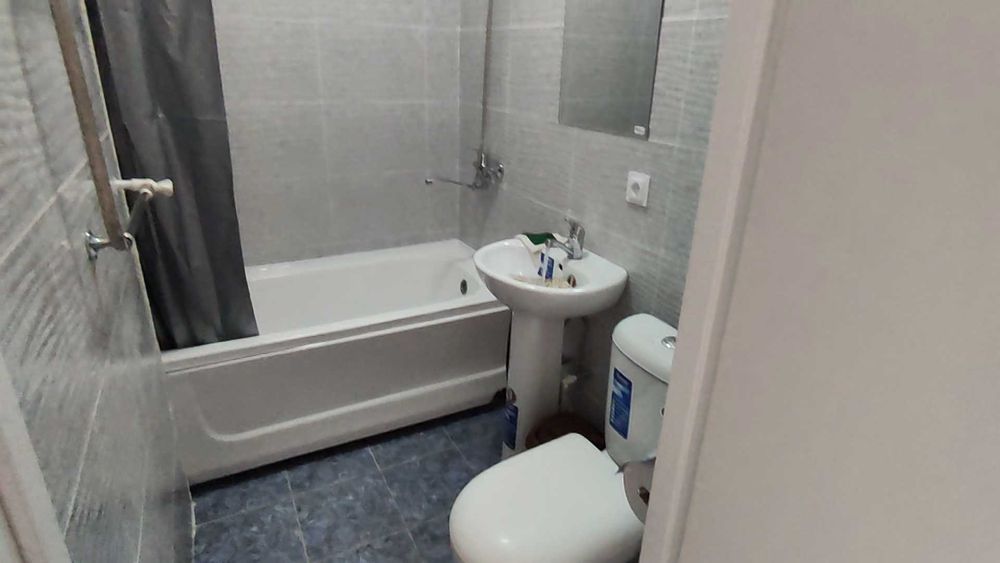 Продаю свою 1 комн. кв., Чирчик "Yangi O'zbekiston" от "Golden House"