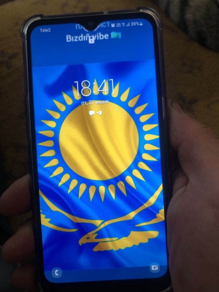 Самсунг а 10 с 20000