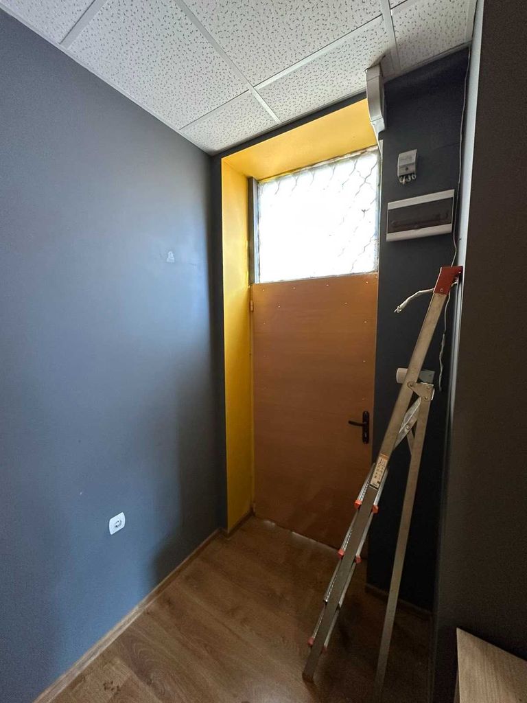 Дава се под наем Магазин в Пловдив, Младежки Хълм - 32 кв.м за 365 € - Снимка #7
