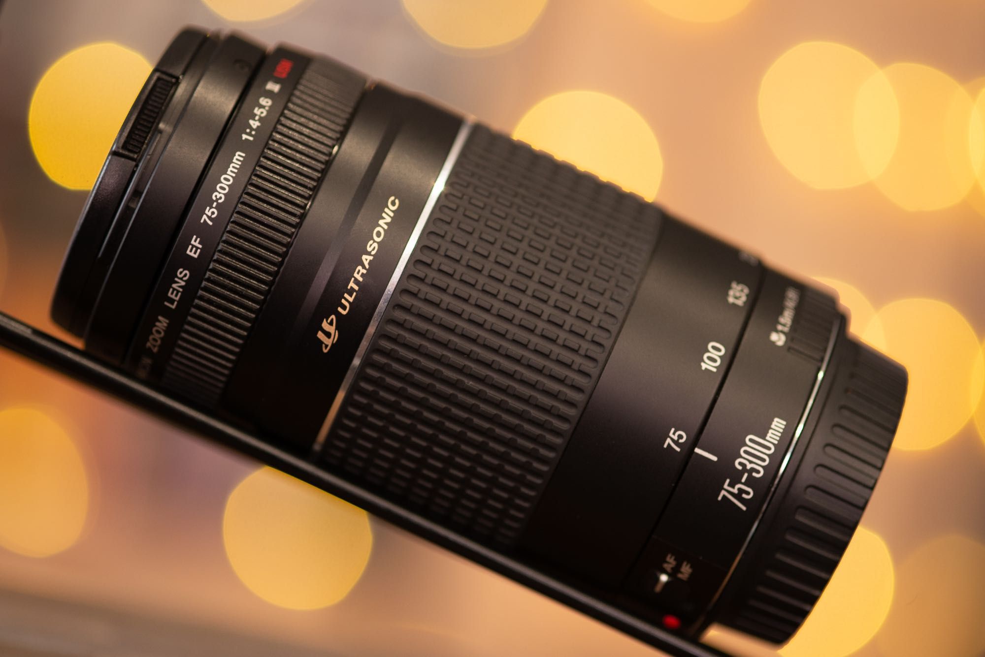 Canon 75-300mm f/4-5.6 III USM EF обектив Канон
