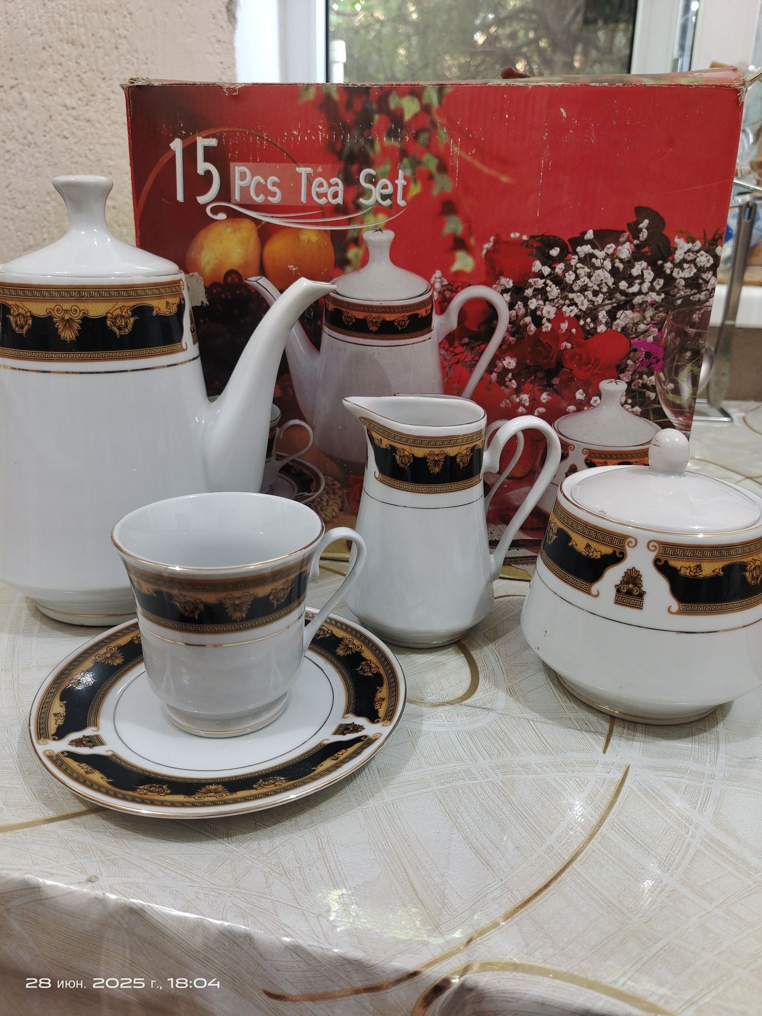 Продам сервиз чайный