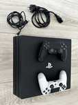 Vand PS 4 Pro 1TB Impecabil