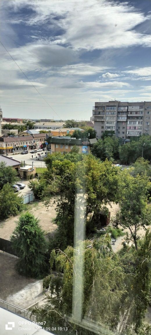 Сдается 2-х комн.квартира в центре города.