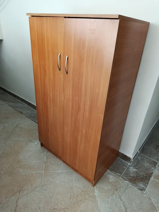Шкаф  для  одежды