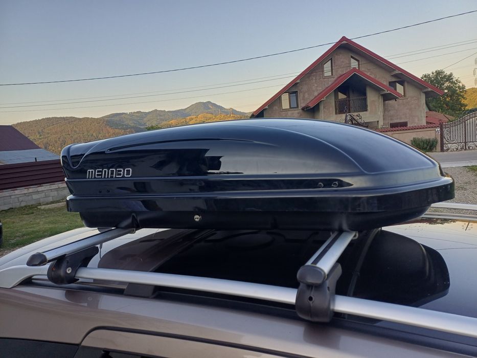 Închiriez sau vând cutie portbagaj si bare transversale