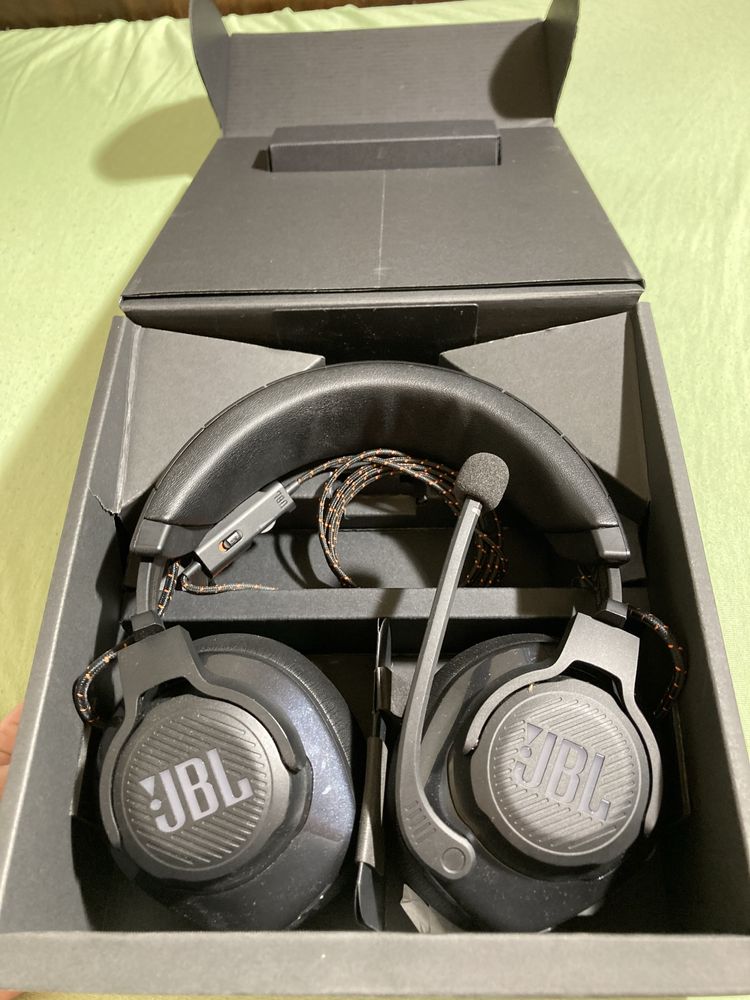 Слушалки JBL QUANTUM 610