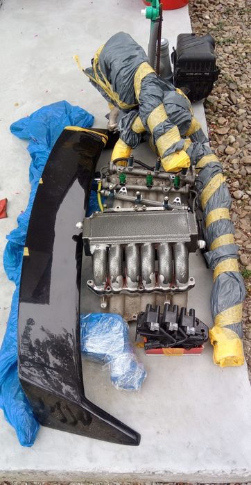 Schimb Hyundai Coupe TUSCANI 2,7 V6 200 Cai