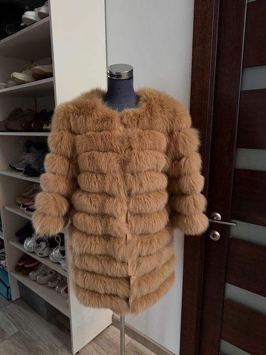 Haină de blană naturală