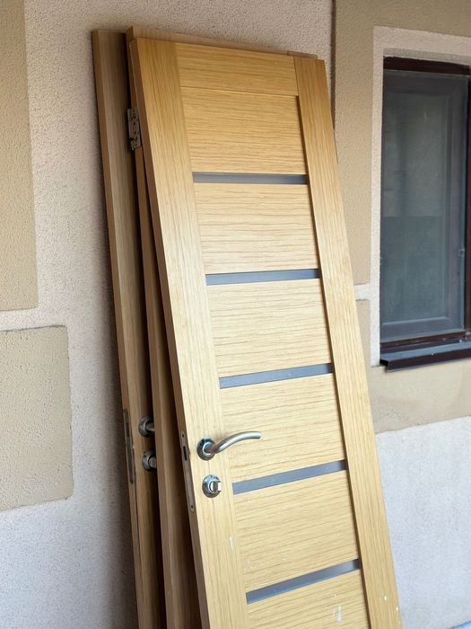 Продам межкомнатные двери