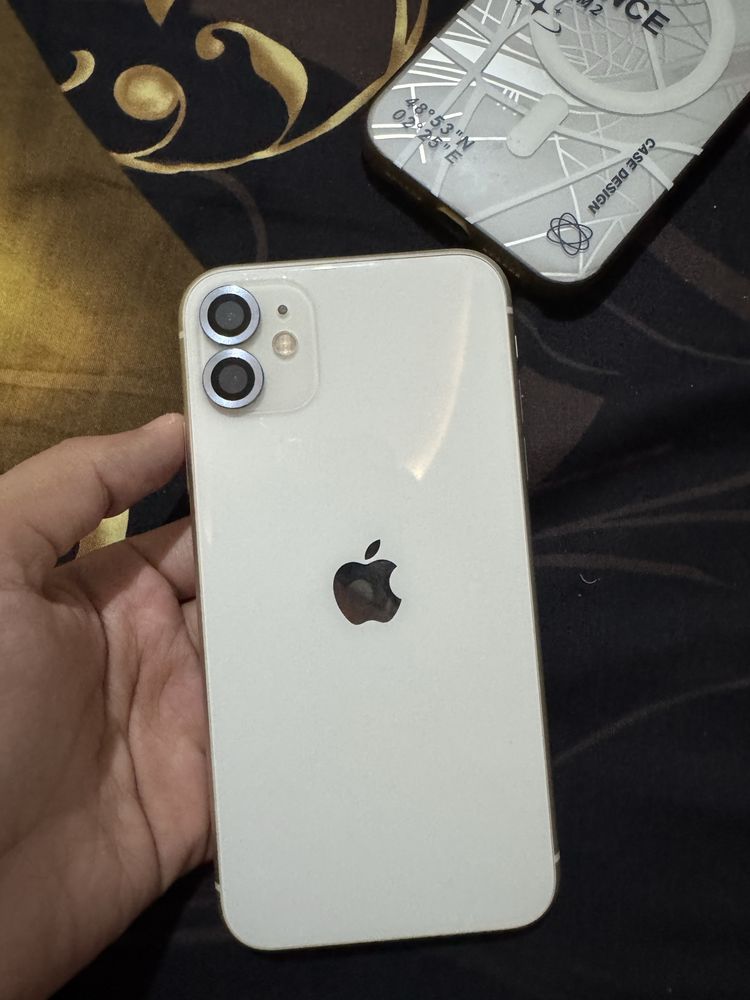 Ayfon 11 128Gb sotiladi srocna
