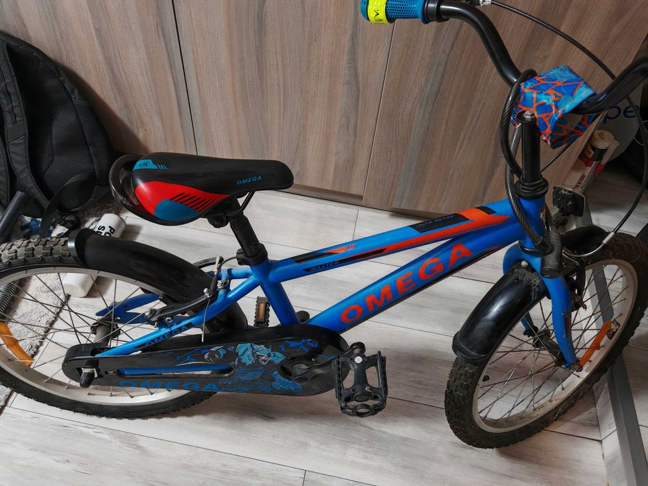 Bicicleta băiat 6-9 ani