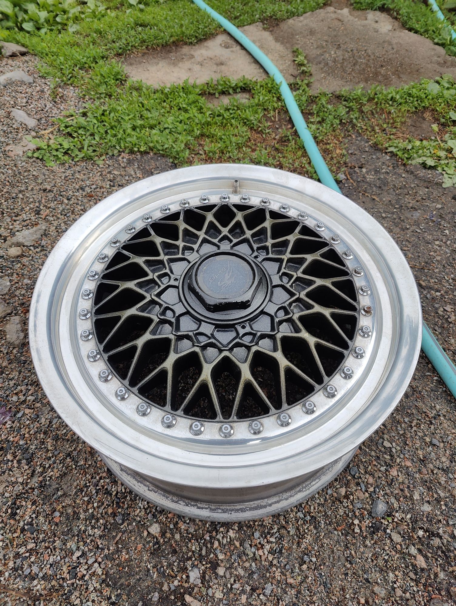 Продам диски rays  r16