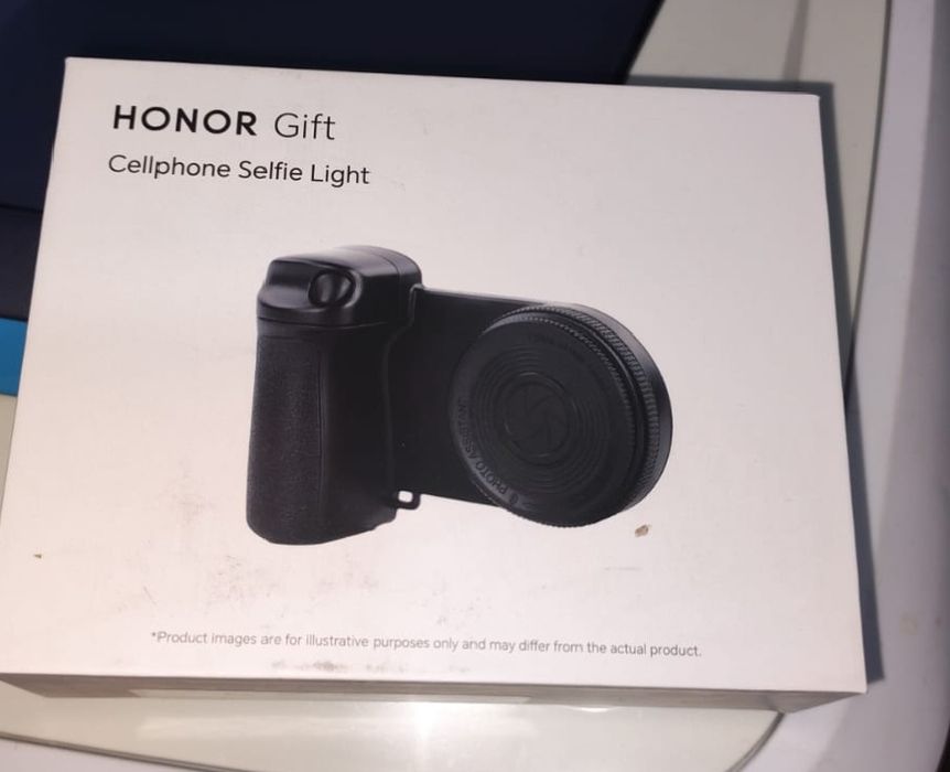 HONOR Selfie Light Grip — держатель для телефона с подсветкой
