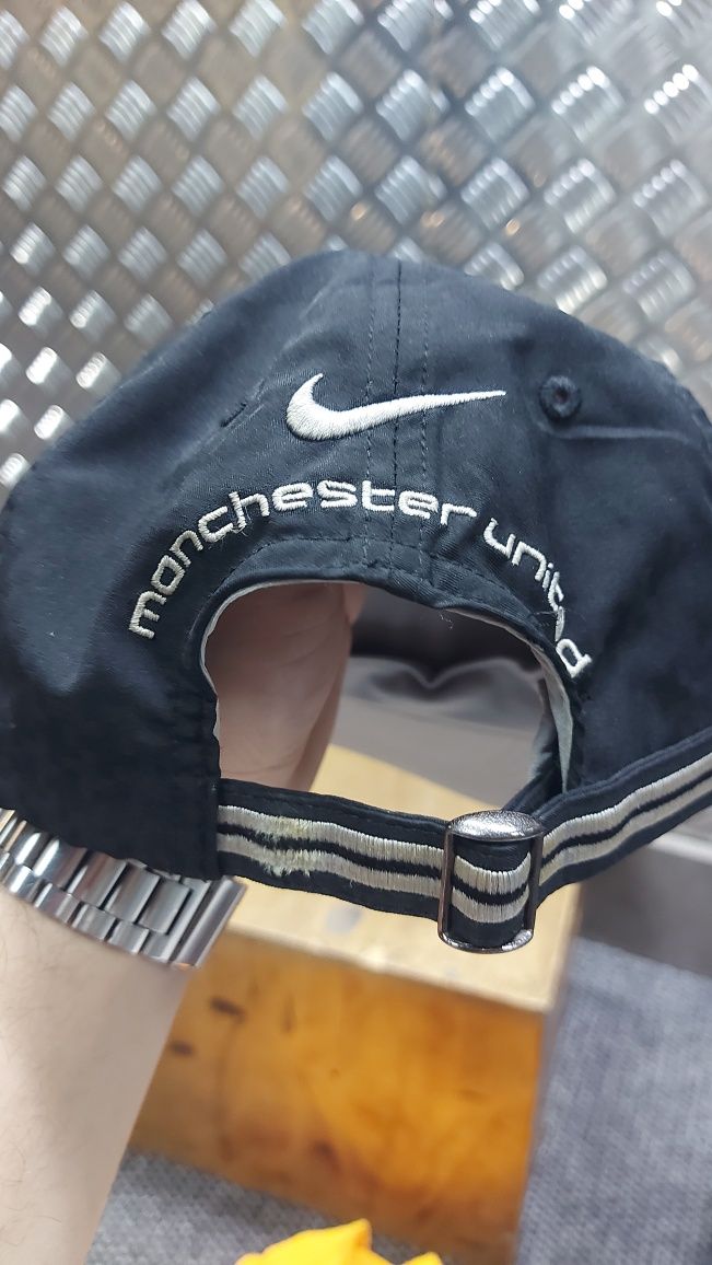 Nike manchester united шапка