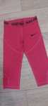 Pantaloni Nike treisferturi, roz