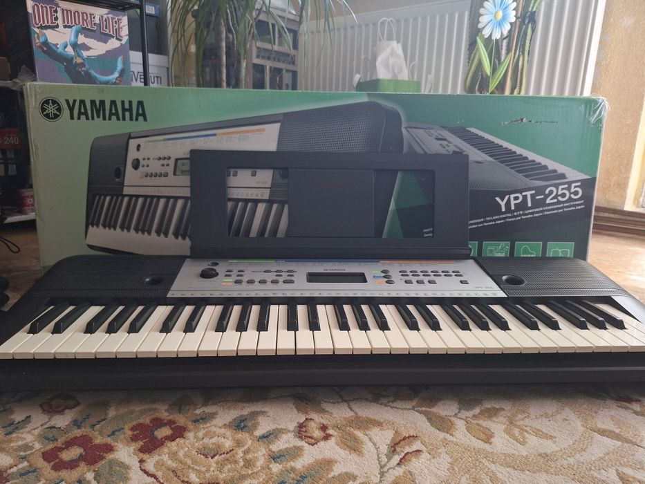 Orga electronica Yamaha YPT255