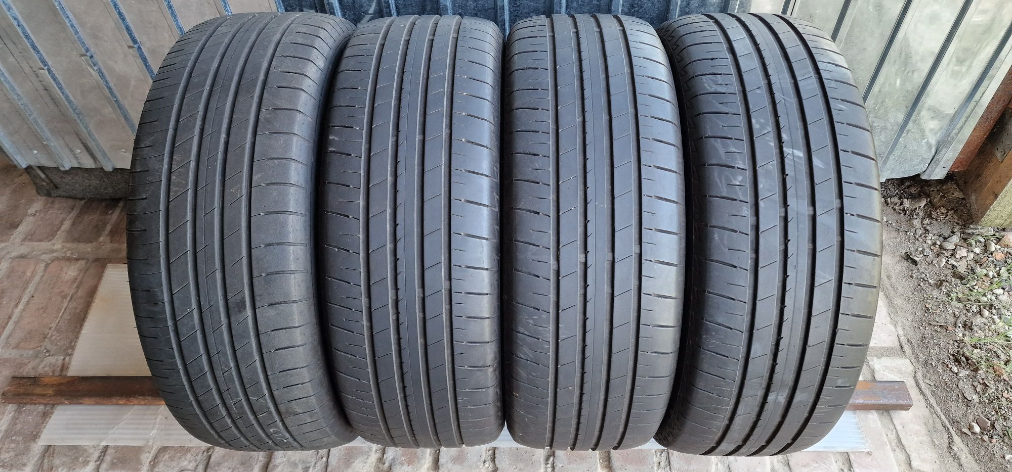 215/55 R18 - 4 anvelope - Bridgestone - de vara - DOT: 2019 !