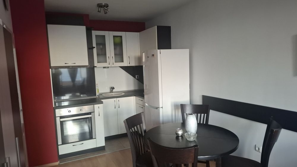 Дава се под наем Двустаен апартамент в Варна, Трошево - 60 кв.м за 612 € - Снимка #1
