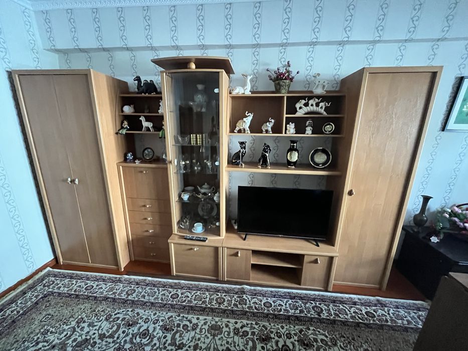 продам шкаф хороший