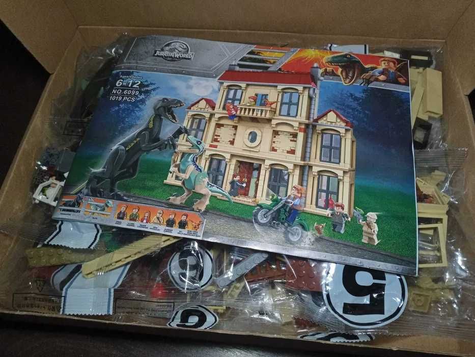 NOU TIP Lego Jurassic Dinozaur Fallen Blue Furia Indoraptor 75930