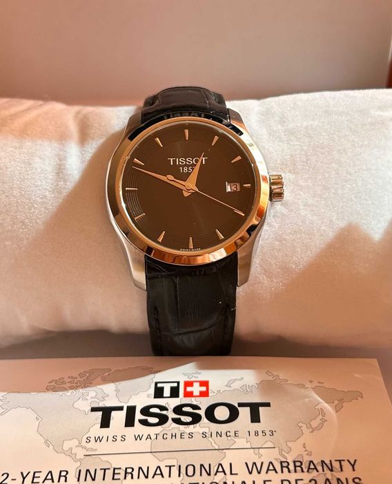 Дамски часовник TISSOT/ТИСОТ T-Classic COUTURIER, стъкло сапфир, черен