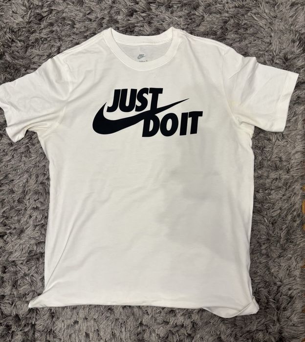 vand tricou nike original