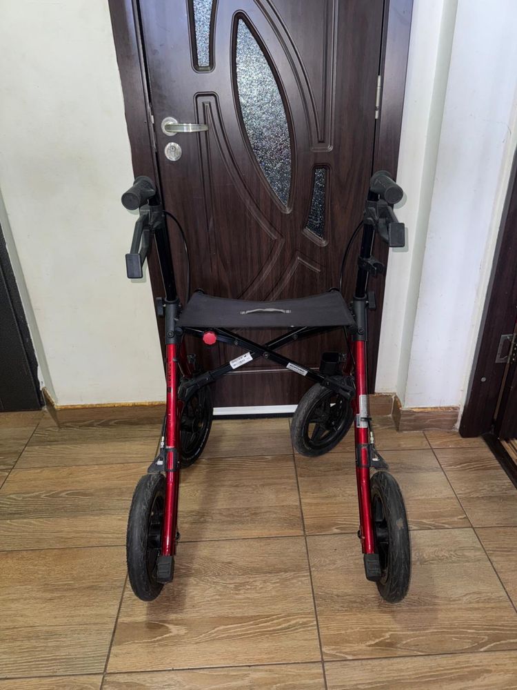 Rolator cadru din aluminiu batrani dizabilitati (ca nou)