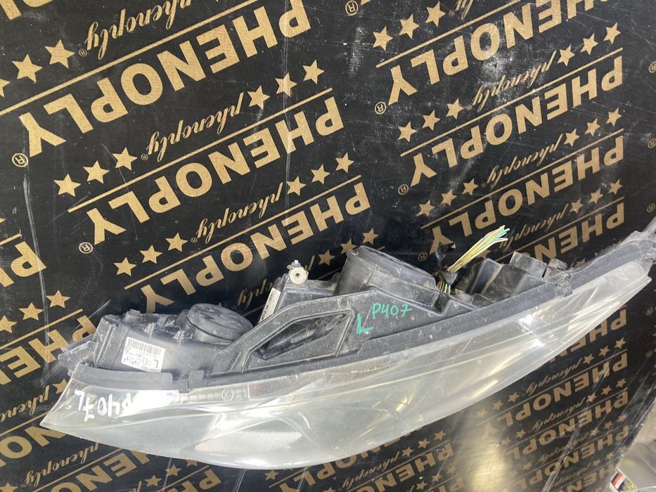 Peugeot 407 xenon Фарове