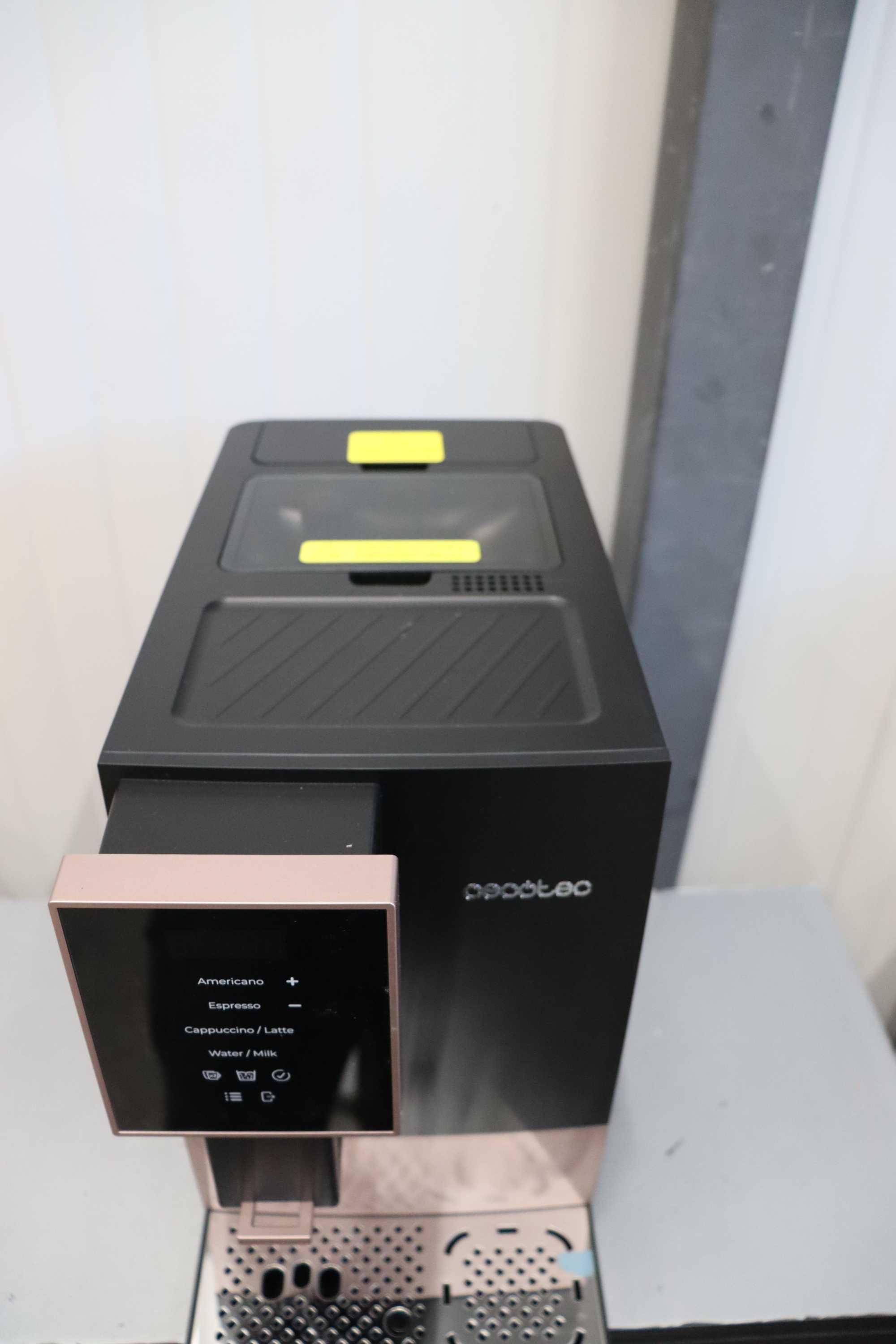 Автоматична кафемашина Cecotec Cremmaet Compactccino Black Rose 19bar