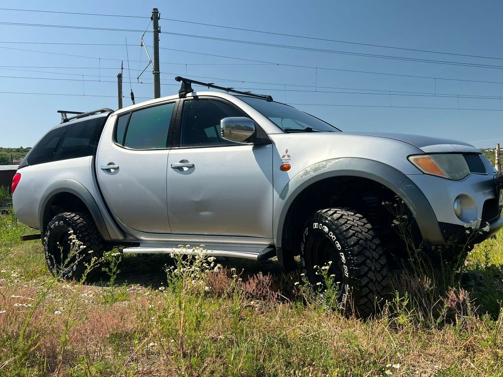 Mitsubishi  L200
