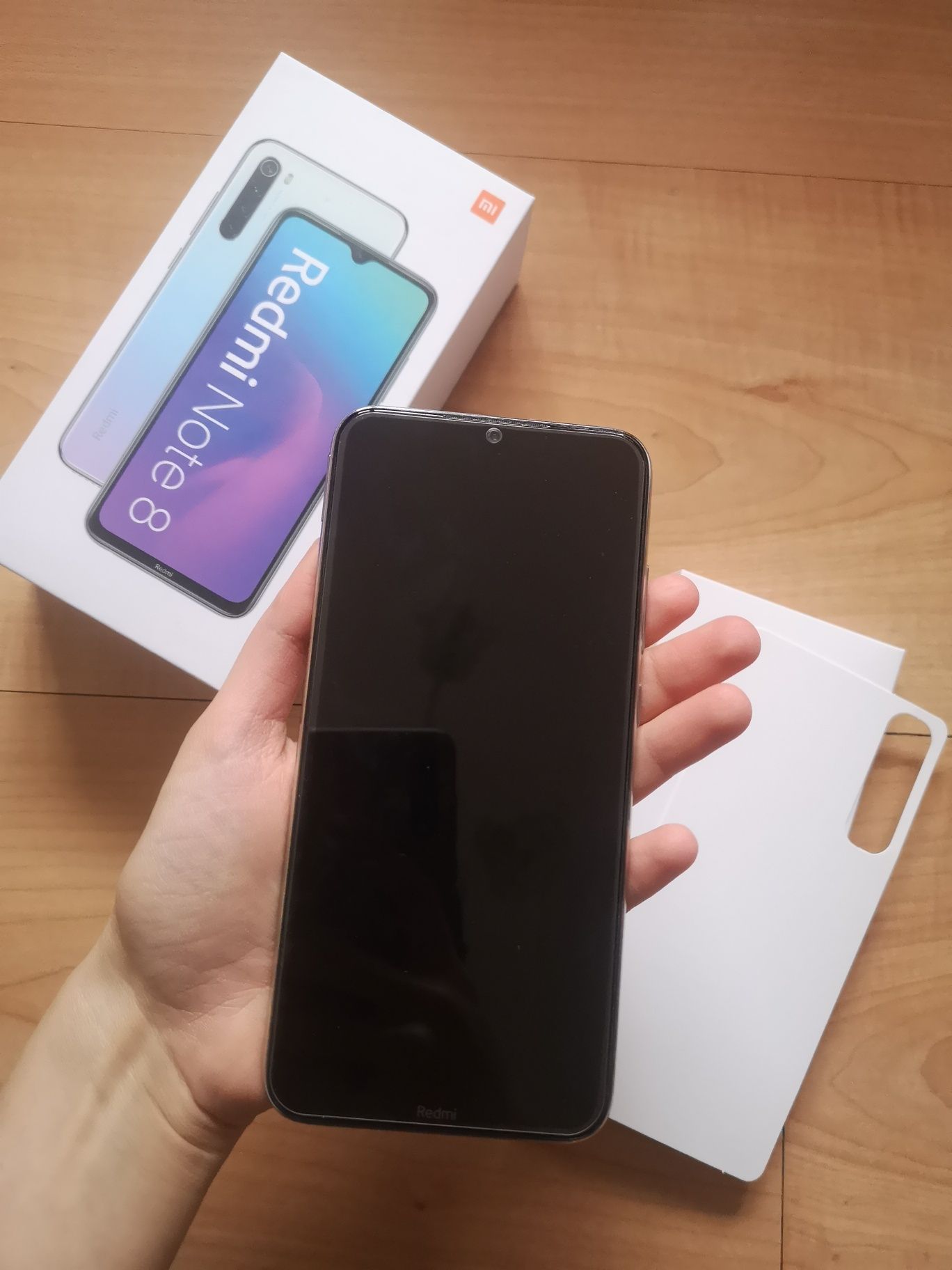 Смартфон Xiaomi Redmi Note 8