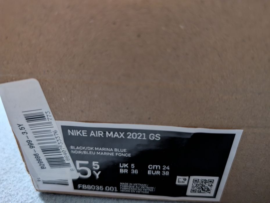 Vand adidasi Nike Air Max