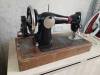 Ручная швейная машинка