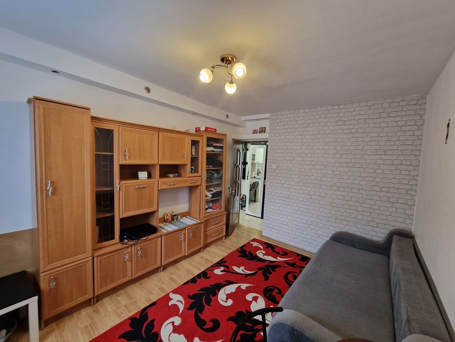 Apartament de închiriat în spate la Iulius Mall