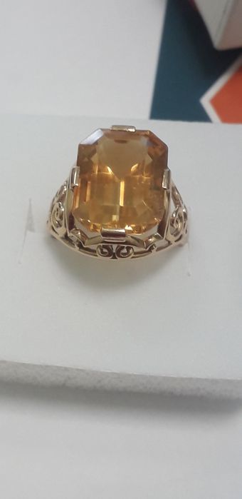 Златен пръстен 20К с камък Цитрин