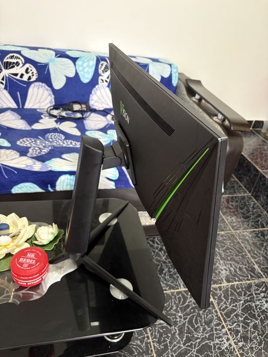 Vand monitor Tesla 165hz 27inch 0,3 ms