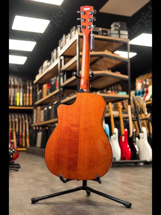 Электро-акустическая гитара Cort AF515CE