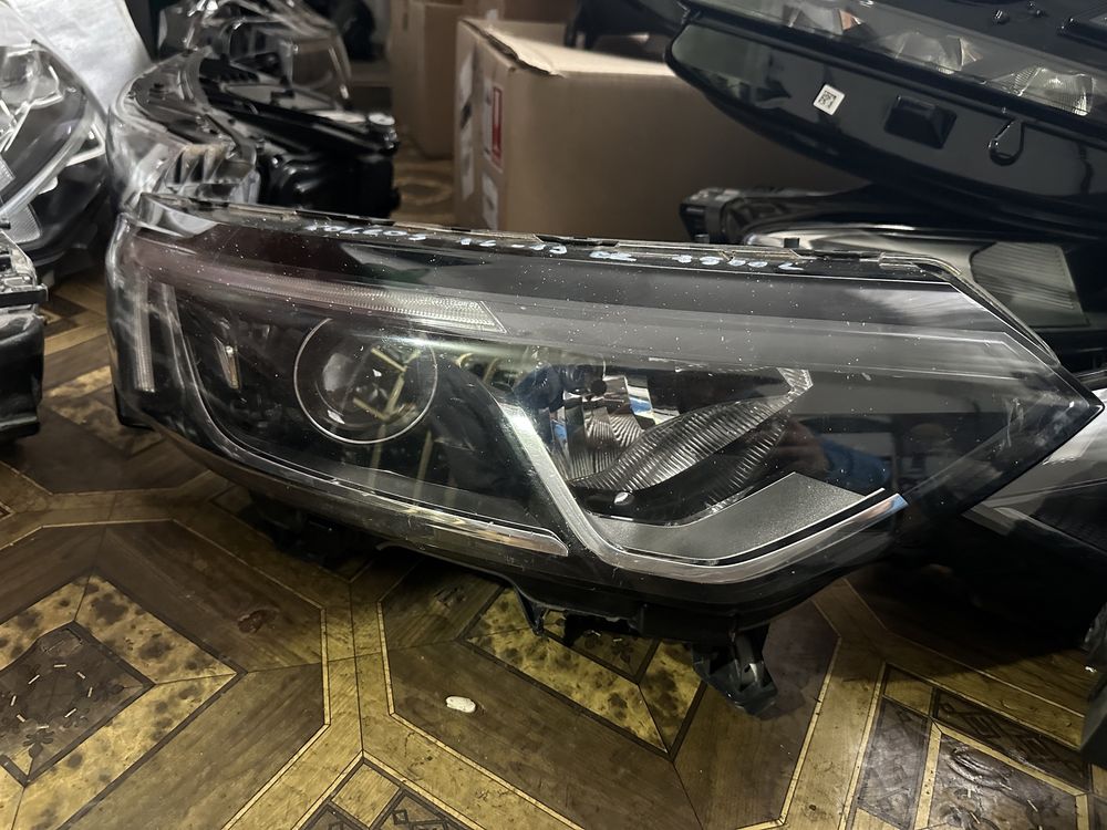 Far dreapta Renault Koleos 2016/2017/2018/2019 XENON LED