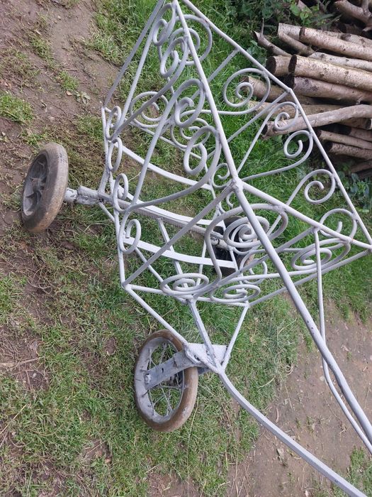 Carut pentru transport marfa